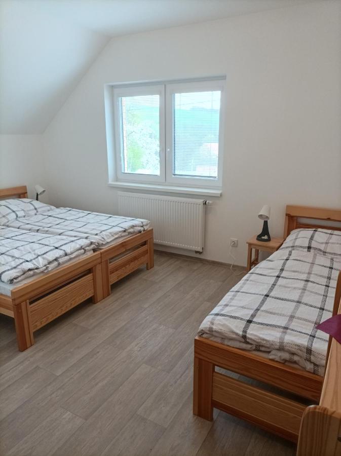 Rodinné vinařství Guldanovi Divaky Exterior foto